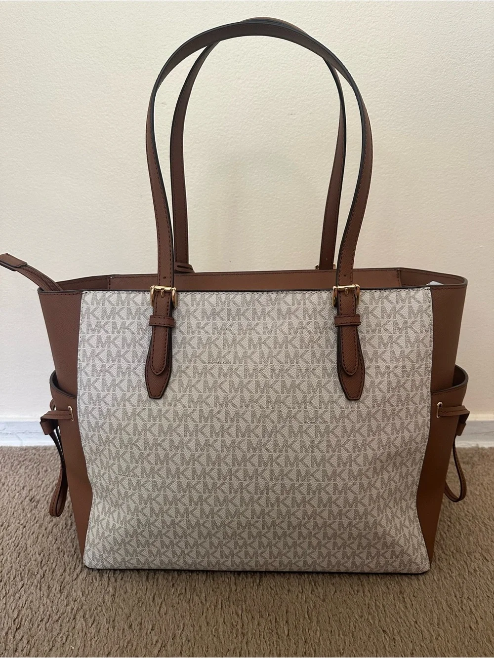 NWT Michael Kors Gilly Large Drawstring Travel Tote